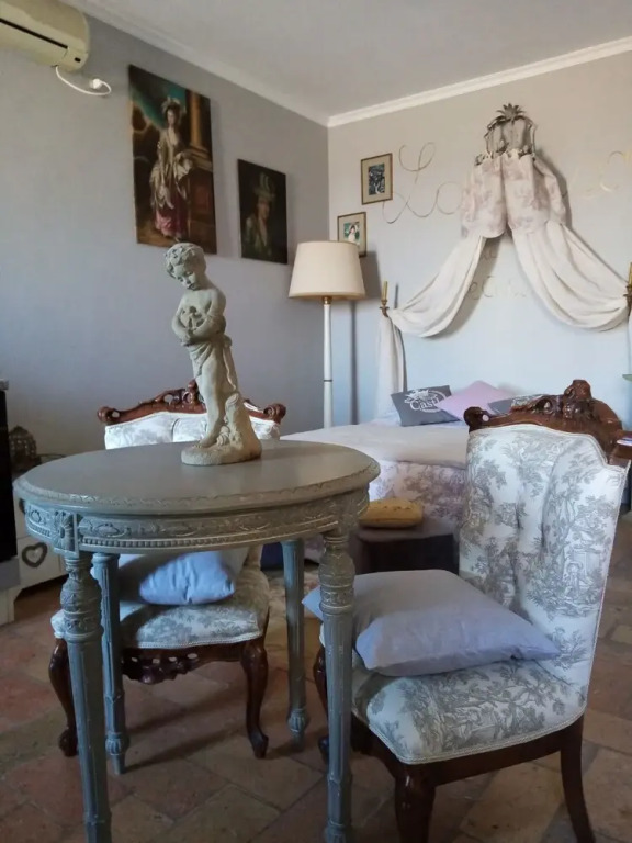 Romantica Todi