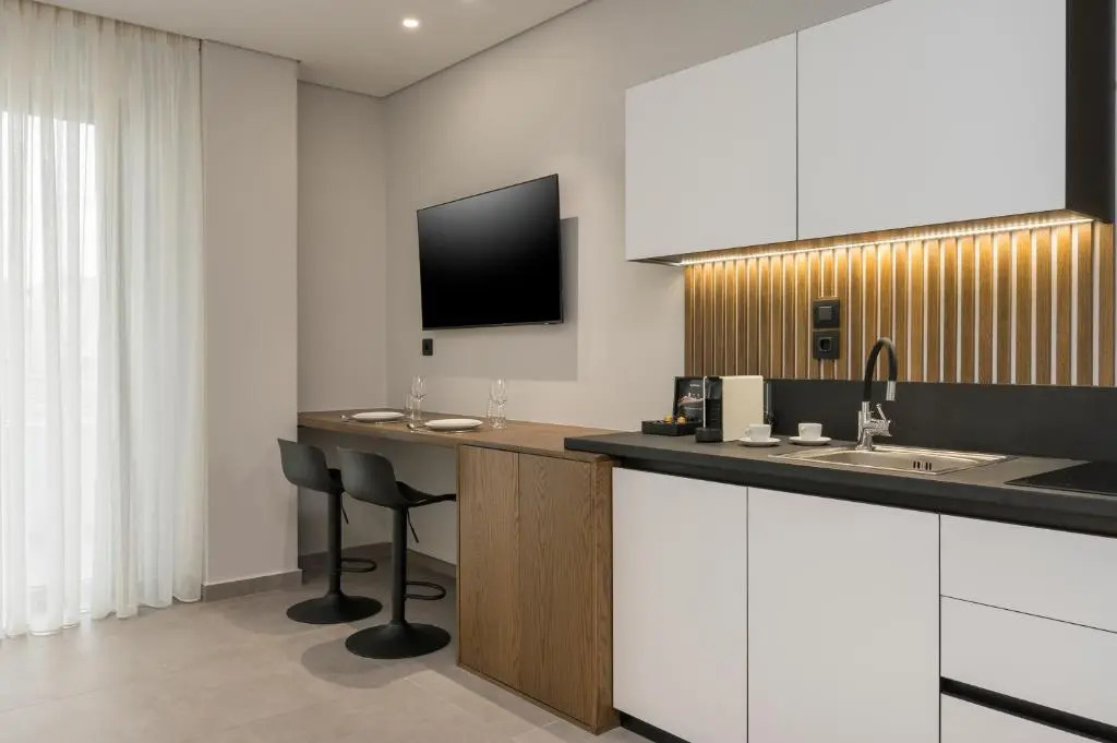 Ostrakon Suites