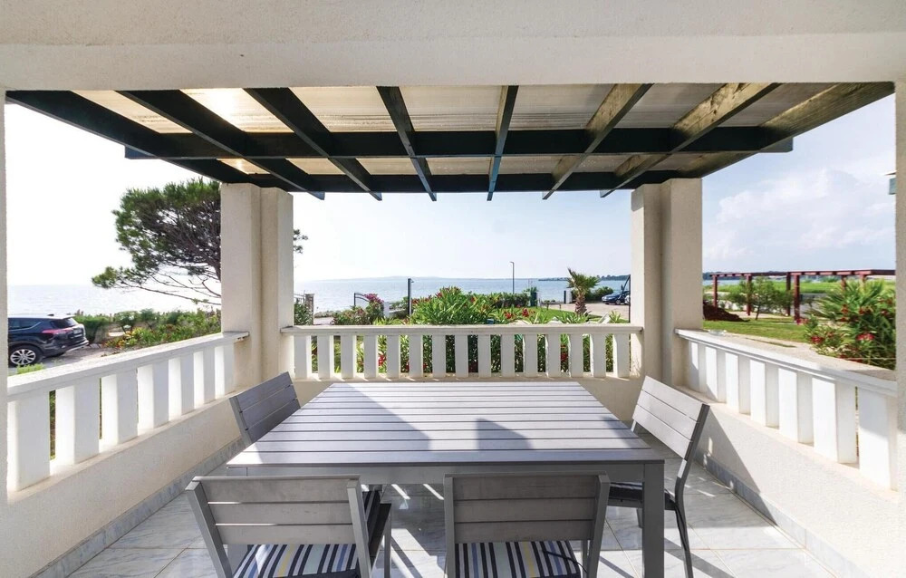 Nice Apartment in Privlaka With 2 Bedrooms, Wifi and Outdoor Swimming Pool
