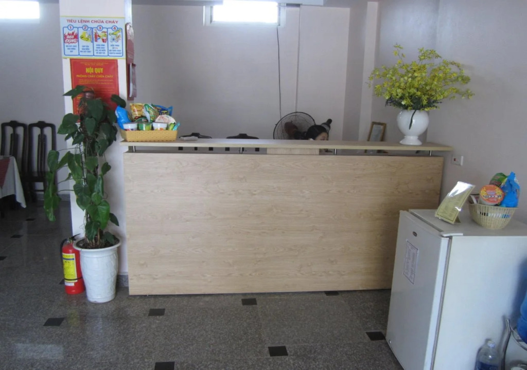 Hong Ha Airport Hotel