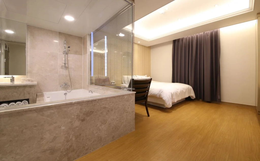Hotel Raum