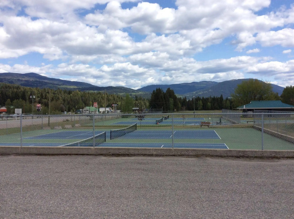Super 8 by Wyndham Clearwater BC