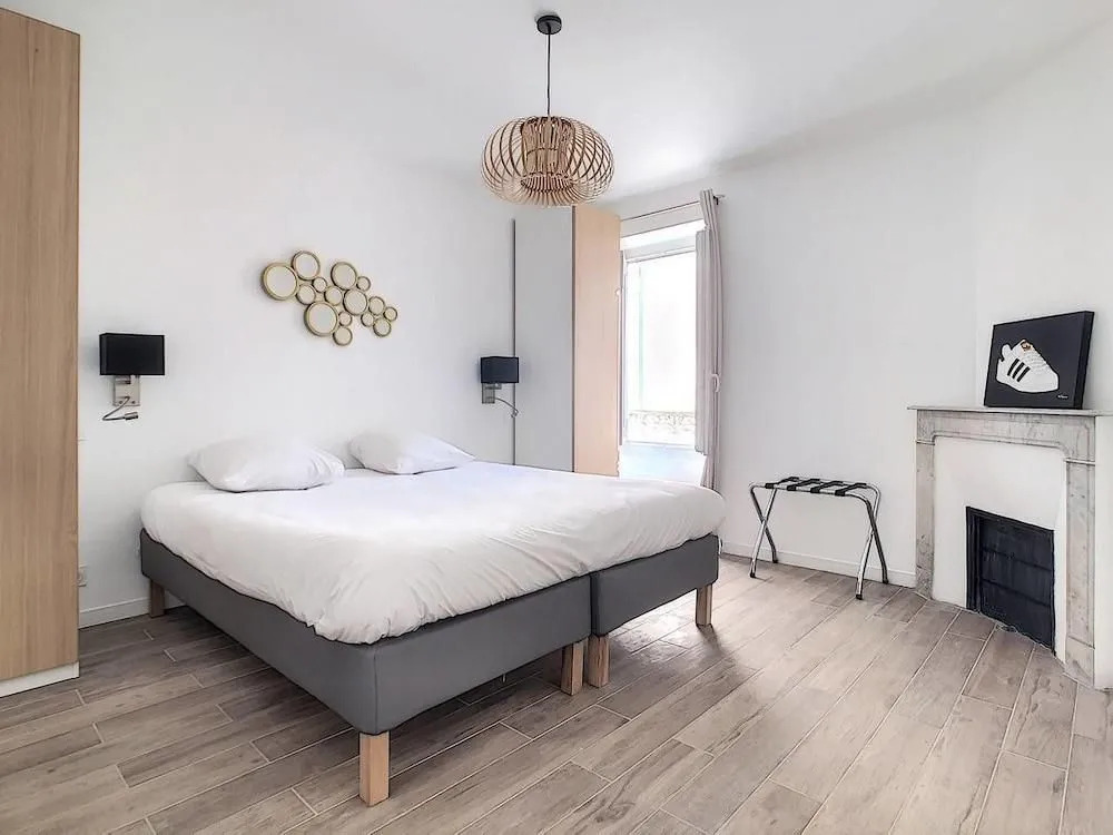 Superb Apart 6 People in the Heart of Cannes T33