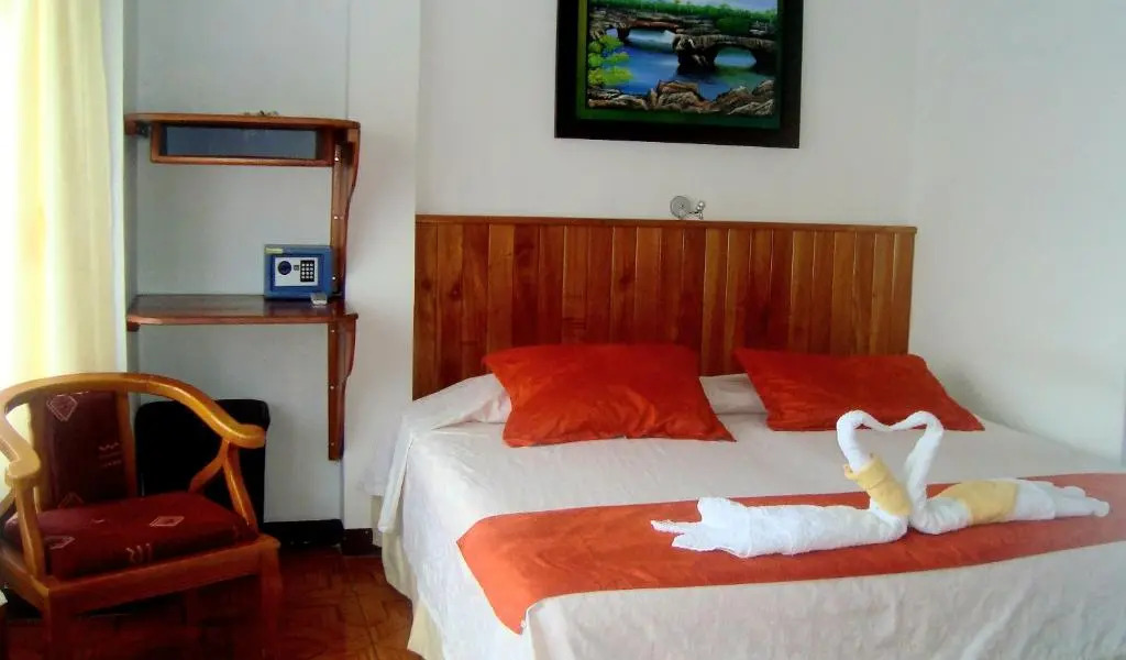 Hotel Sula Sula