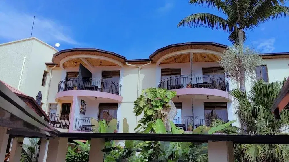 Makutano Club & Resorts