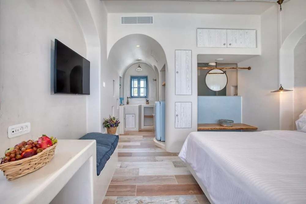 Blue Pearls-Adults Only Luxury Suites