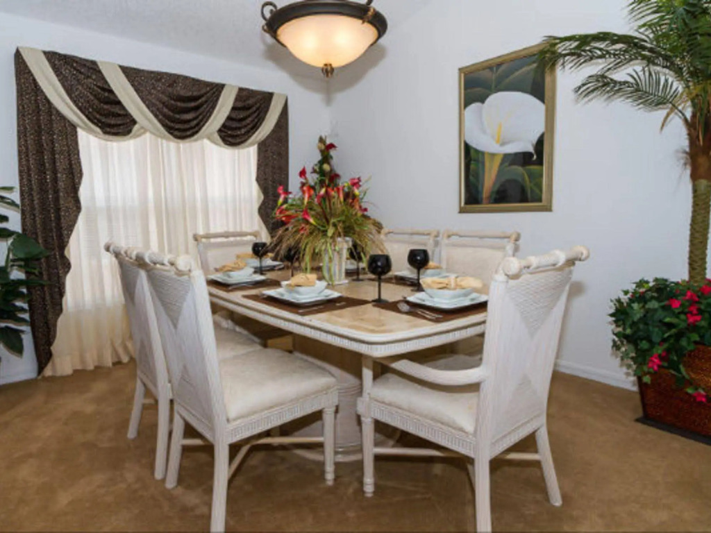 Cristine's Seasons Vacation Home