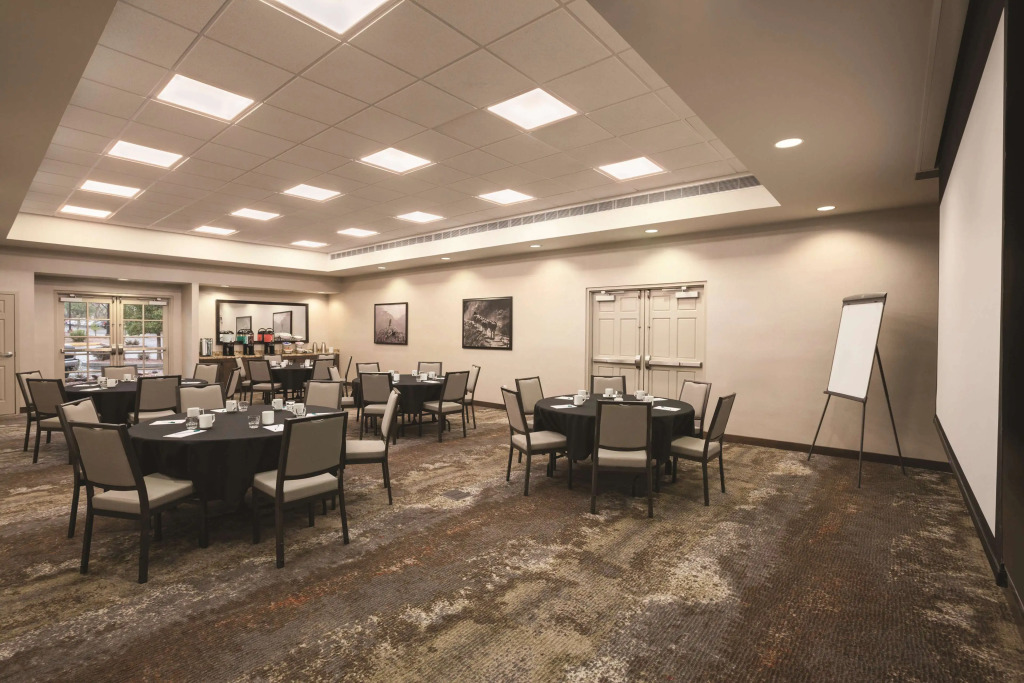 Homewood Suites Tucson St. Philips Plaza University
