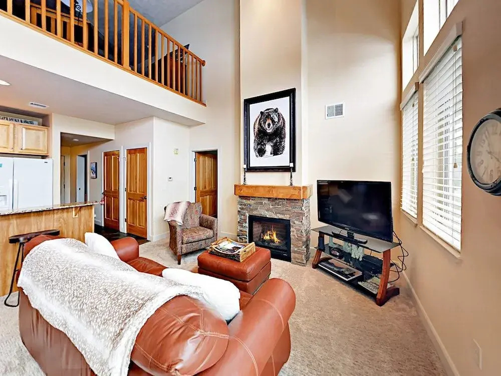Crestview Condo #B304 by RedAwning