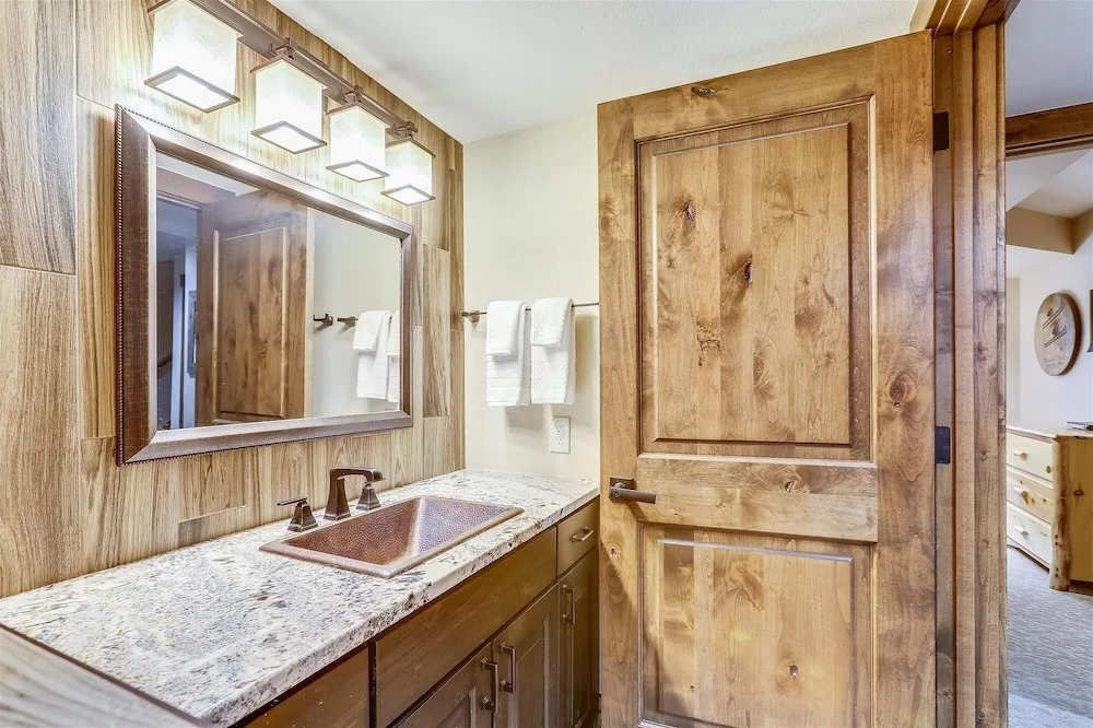Village Point 109 townhouse