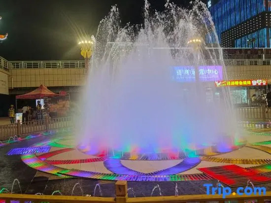 Yunshang Baoting Hotel (Kashgar Frontier International Trade Center Hualing International Branch)