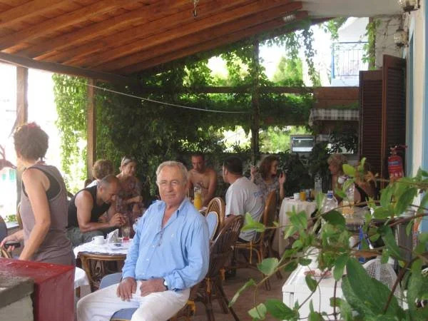 Levantes Hotel