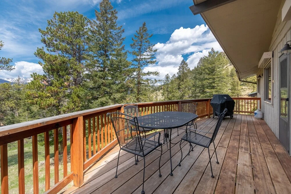 Salmans Bear Cove Family Vacation At Windcliff 4 Bedroom Home by RedAwning