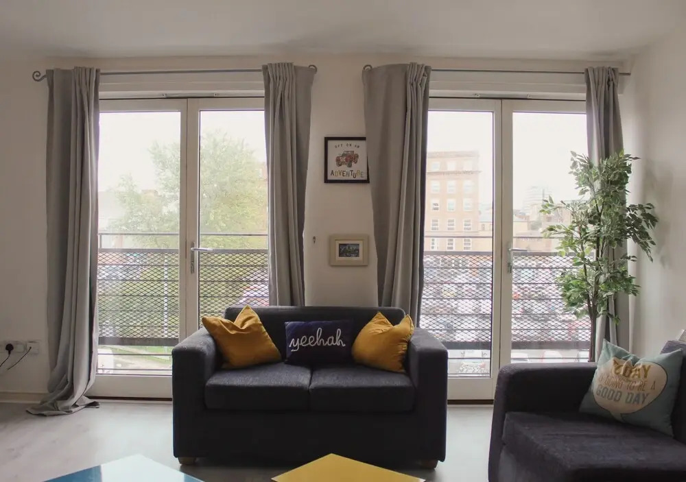 Modern Apartment-Comfortable and Central