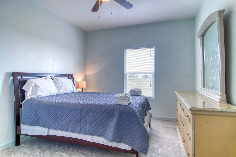 146 Beachview Drive Downstairs BVED146 - 3 Br Home