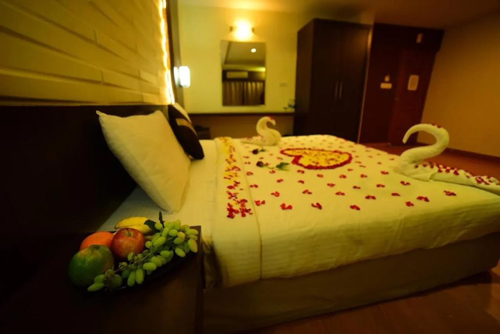 Castle International Premium Hotel
