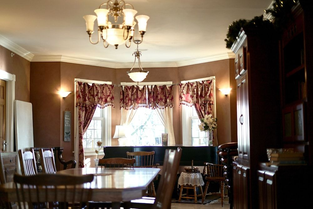 Prairie Creek Inn
