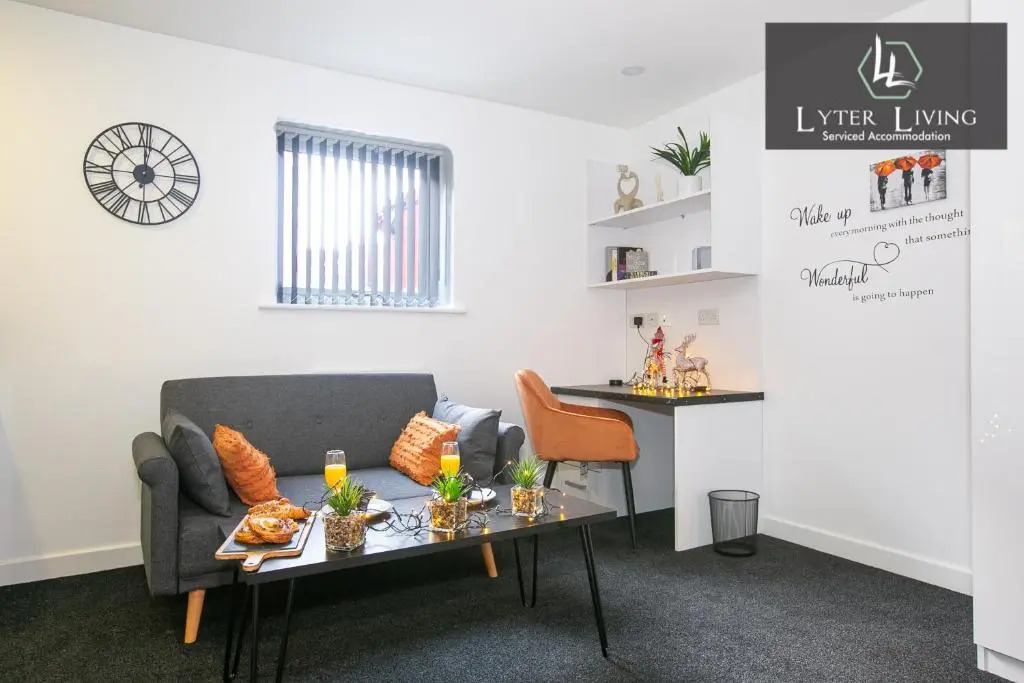 Leicesters Lyter living Serviced apartments Opposite Leicester Railway Station