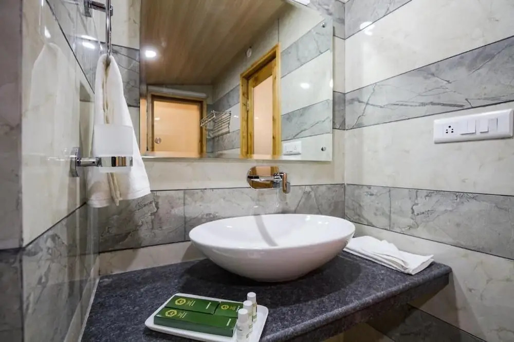Ashapuri Village Manali - A Luxury Resort & Cottages