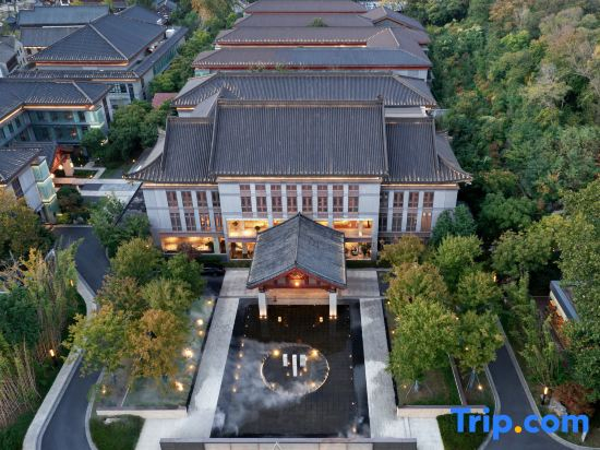 Nanjing Qixia Mountain Hentique Qiyun Resorts