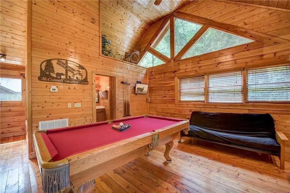 Creekside Romance - One Bedroom Cabin