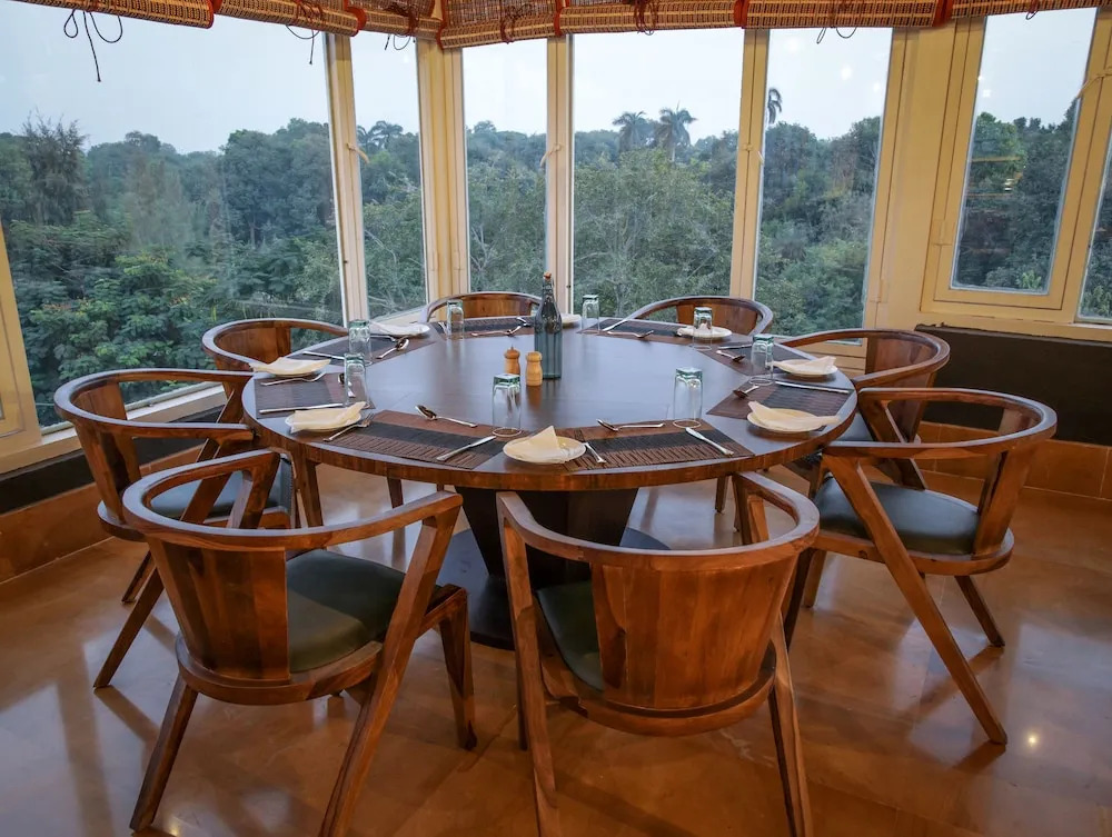 Tripli Hotels Shiv Villas