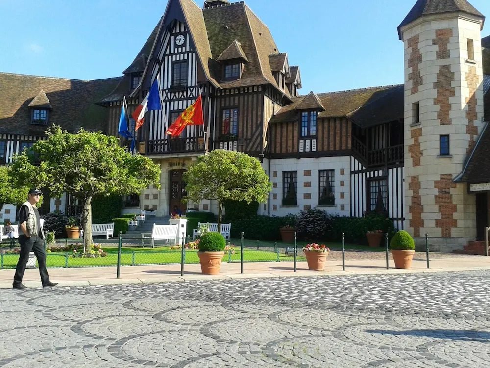 Apartment With One Bedroom In Villers Sur Mer With Enclosed Garden 150 M From The Beach