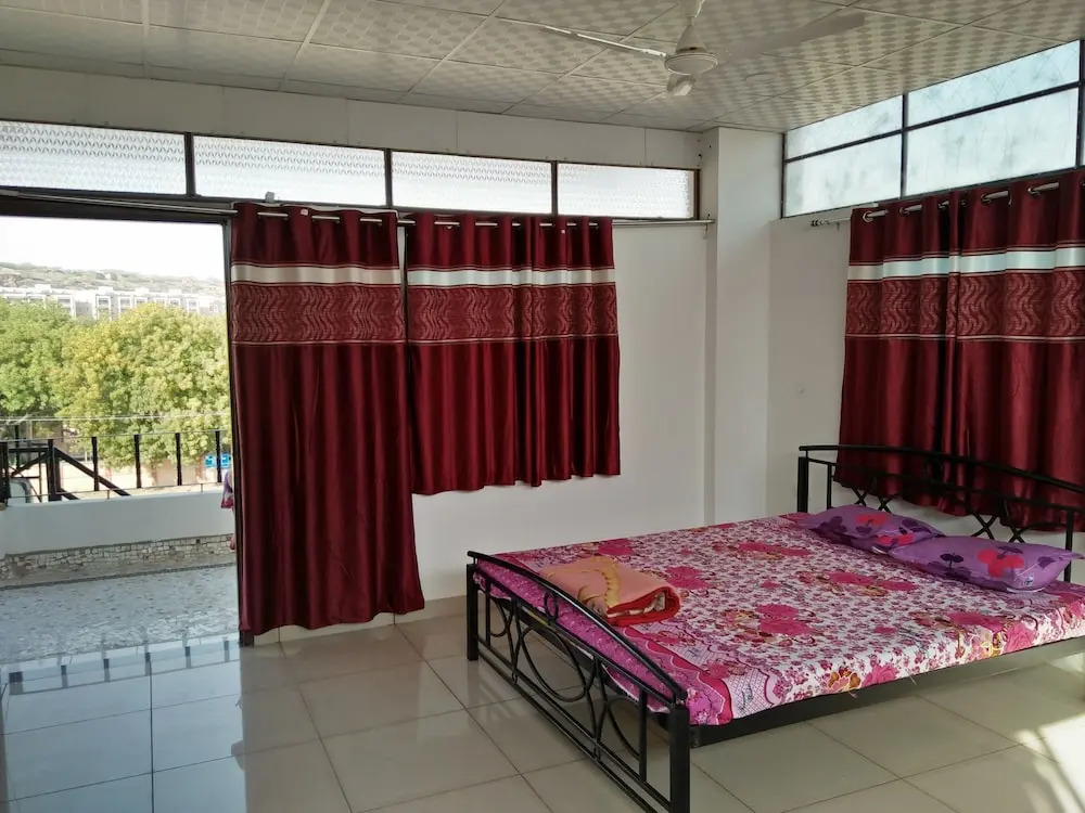 Ganesham Guest House