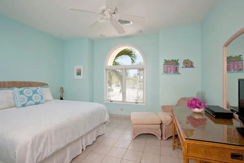 Endless Summer 5 Bedroom Home