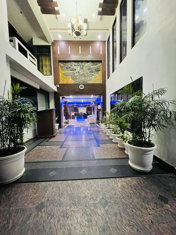 Holiday inn PG varanasi