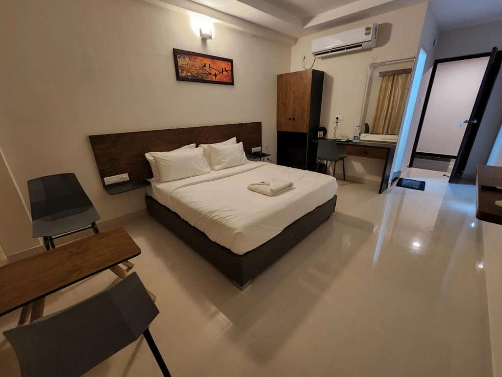 HOTEL PARK RAAMA
