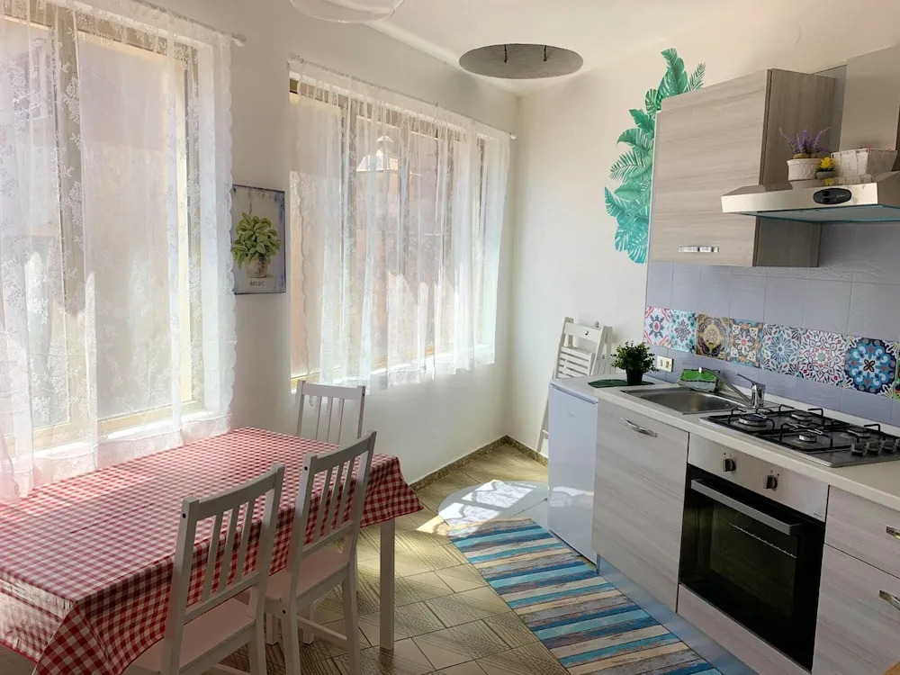 House With 2 Bedrooms in Sant'antioco, With Wonderful sea View and Balcony