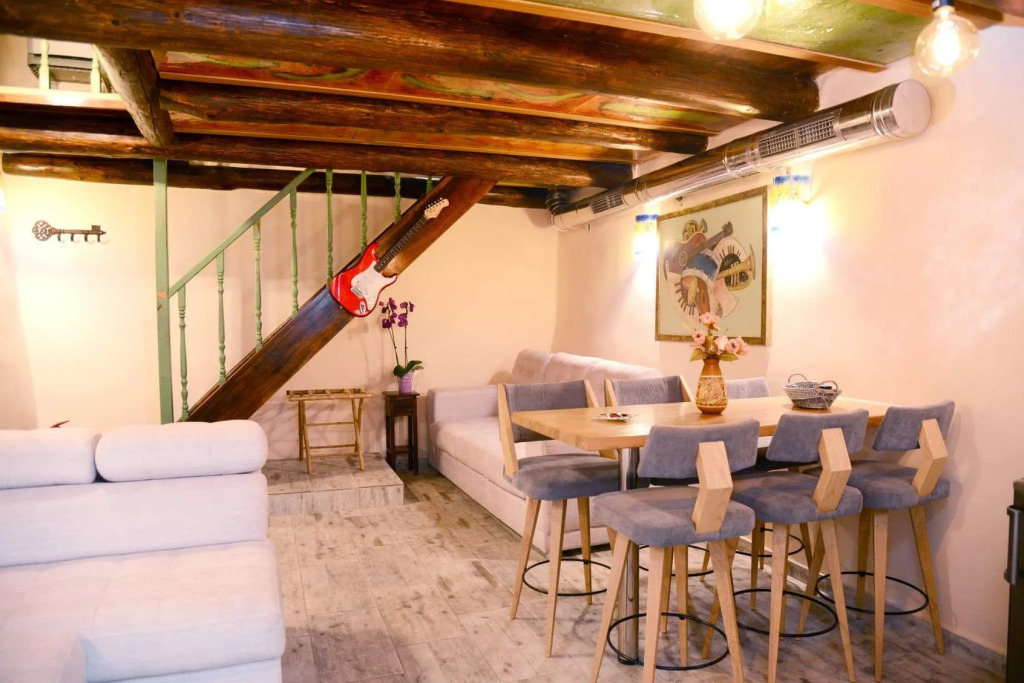 Odos Oneiron Boutique Hotel