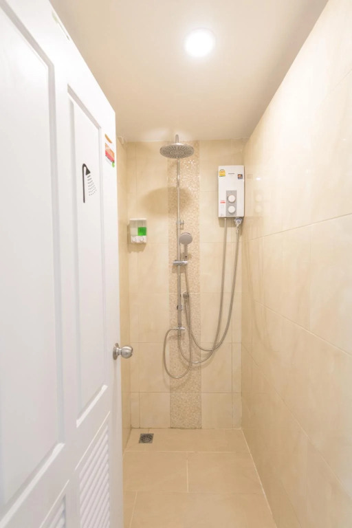 Naratel Hostel Bangkok