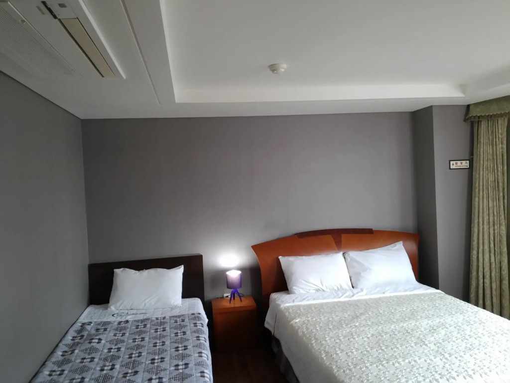 Sungsanpo Sky Hotel