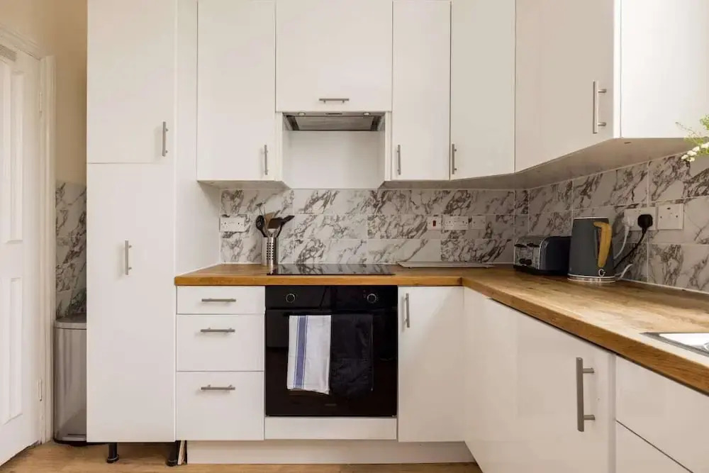 The Notting Hill Base - Charming 2bdr With Balcony