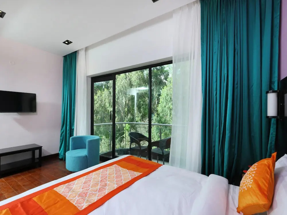 OYO 13838 Ramana Holiday Inn