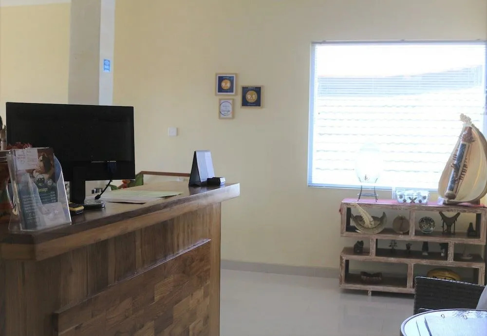 Esperanza Luxury Inn Hotel