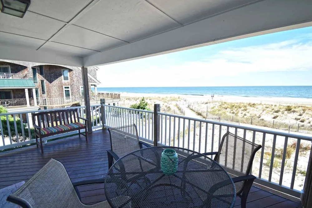 Sunstar 3 2 Br condo by RedAwning