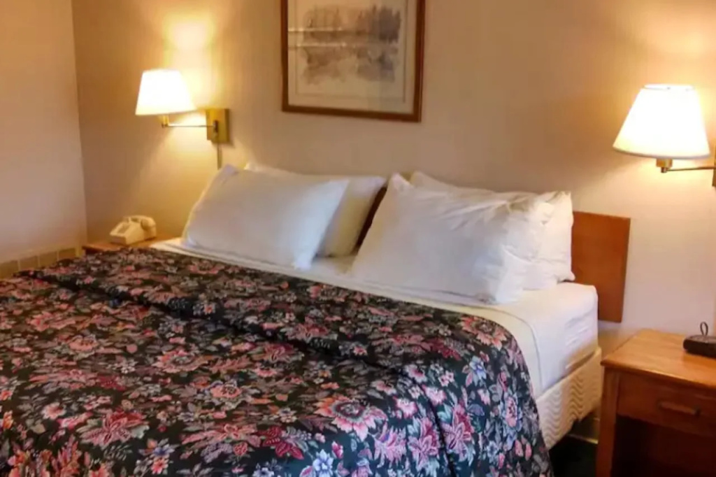 Amercias Best Value Inn - Marion