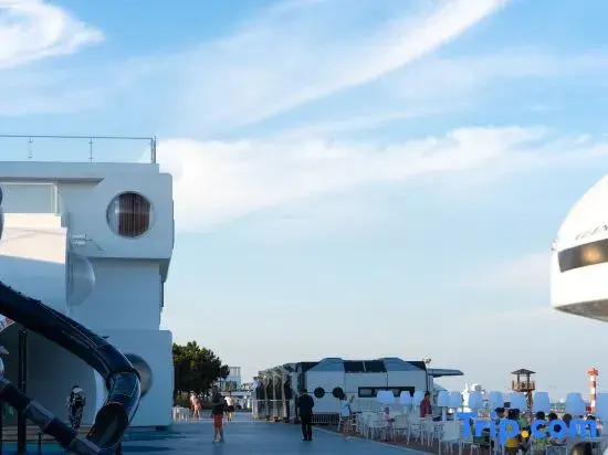 Rizhao Xingdao Fantasy Paradise Homestay