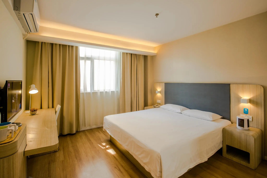 Hanting Hotel Neijiang Xilin Avenue