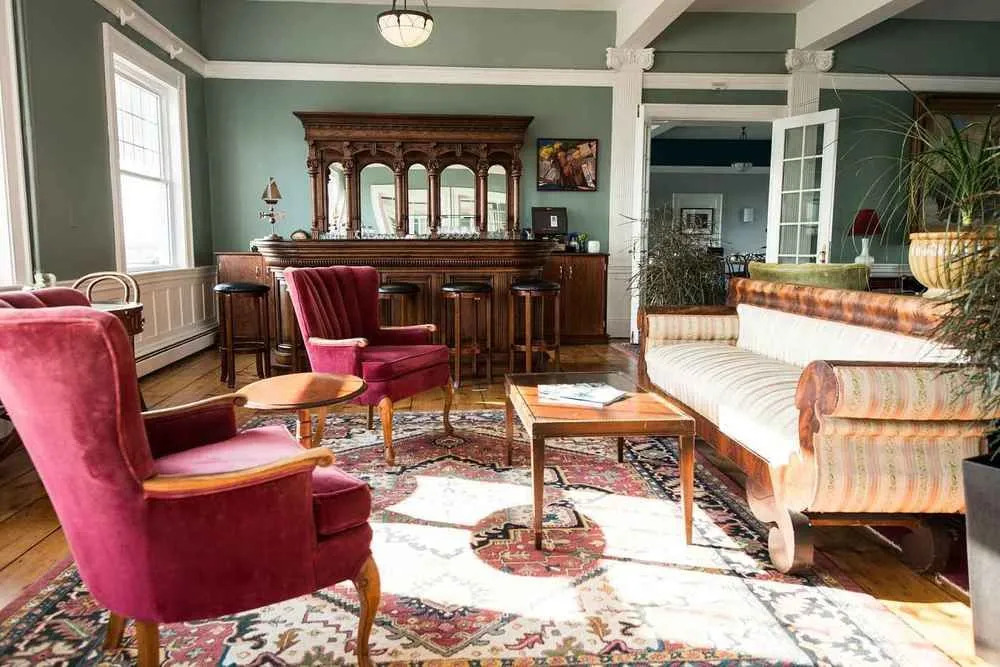 Emerson Inn By The Sea