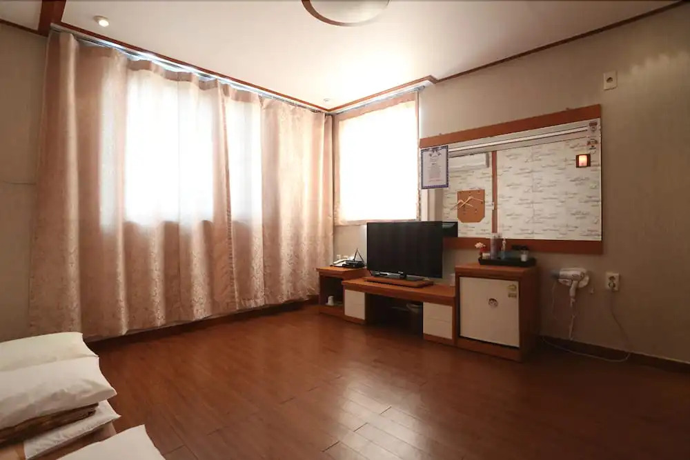 Endam Motel