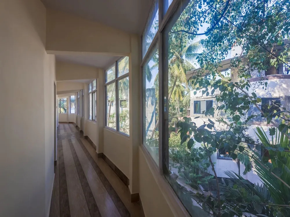 Coconut Ivy Resort