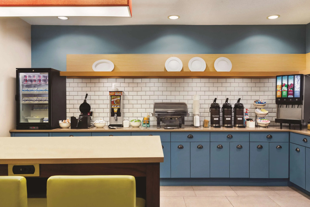 Отель Country Inn & Suites by Radisson, Springfield, OH