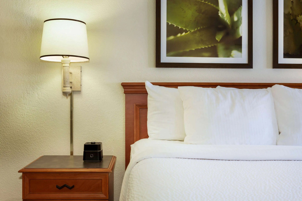 La Quinta Inn by Wyndham Austin Capitol / Downtown