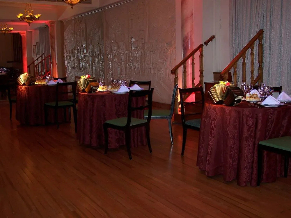 Mansion Dandi Royal