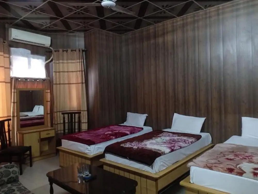 Hotel Burj Al-Hateem