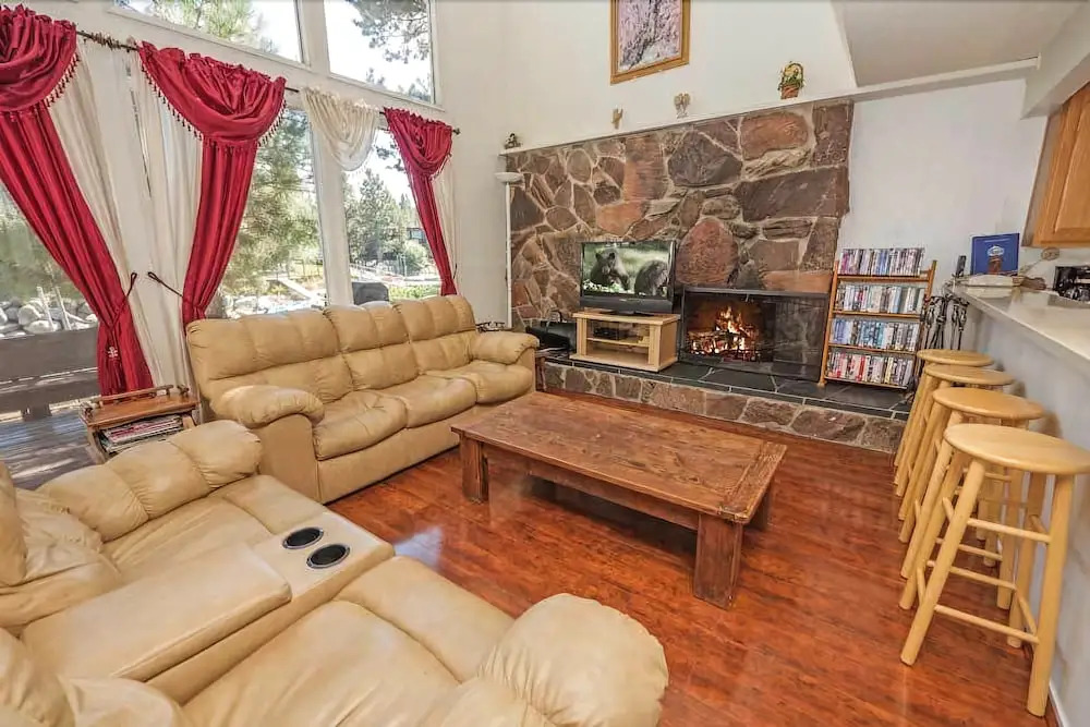 2074 Traverse Court